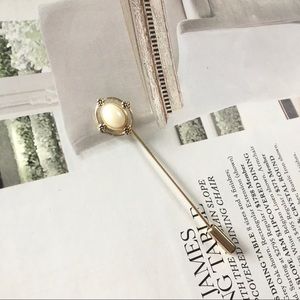 Vintage Pearl Gold Tone Stick Pin